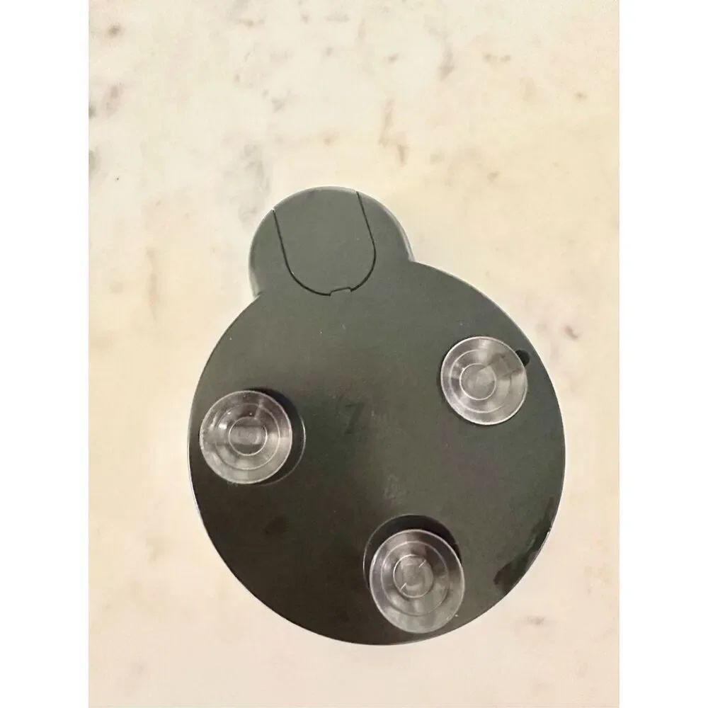 Small suction cup black mirror ￼